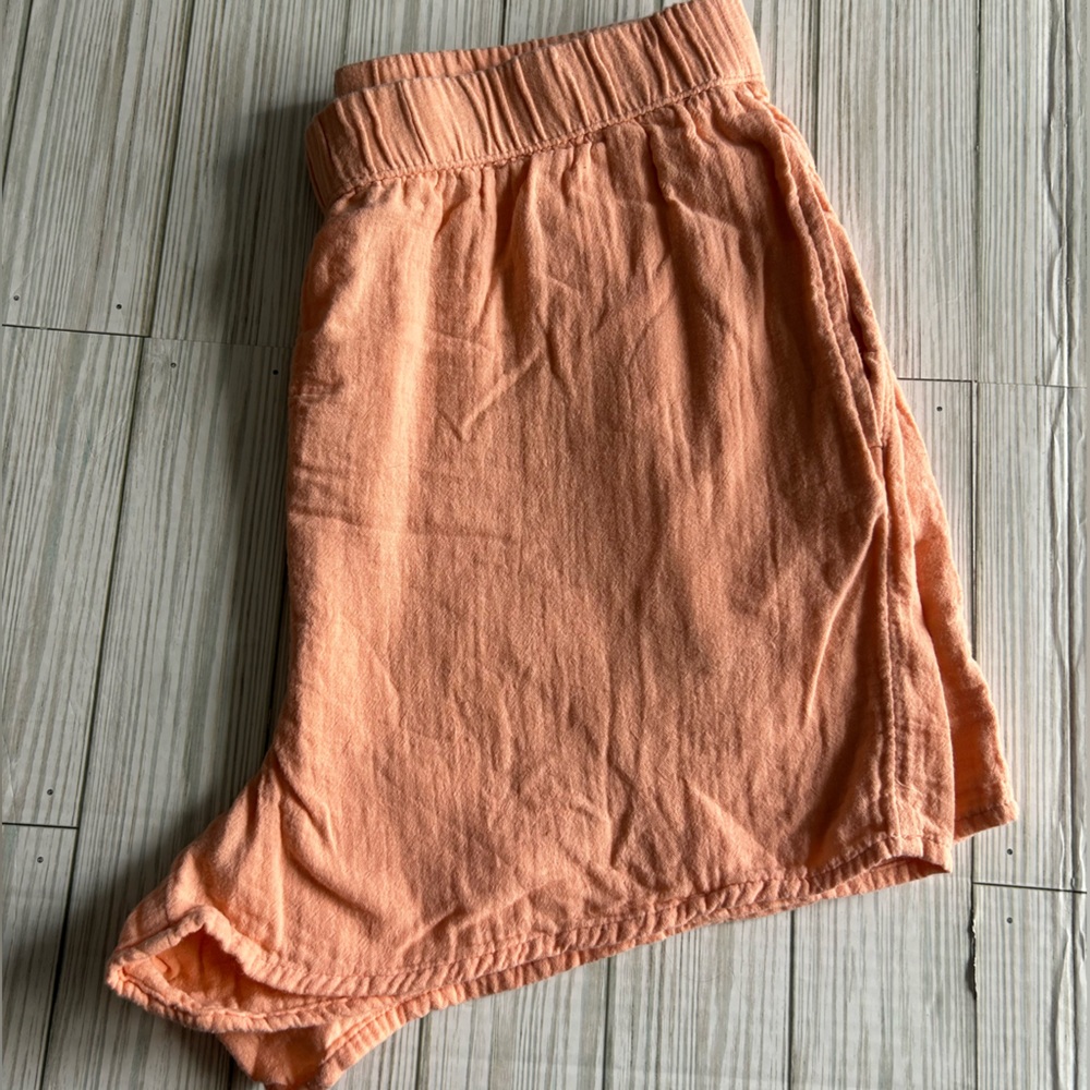 2/$15 Universal Thread, linen-blend shorts, peach size small NWOT